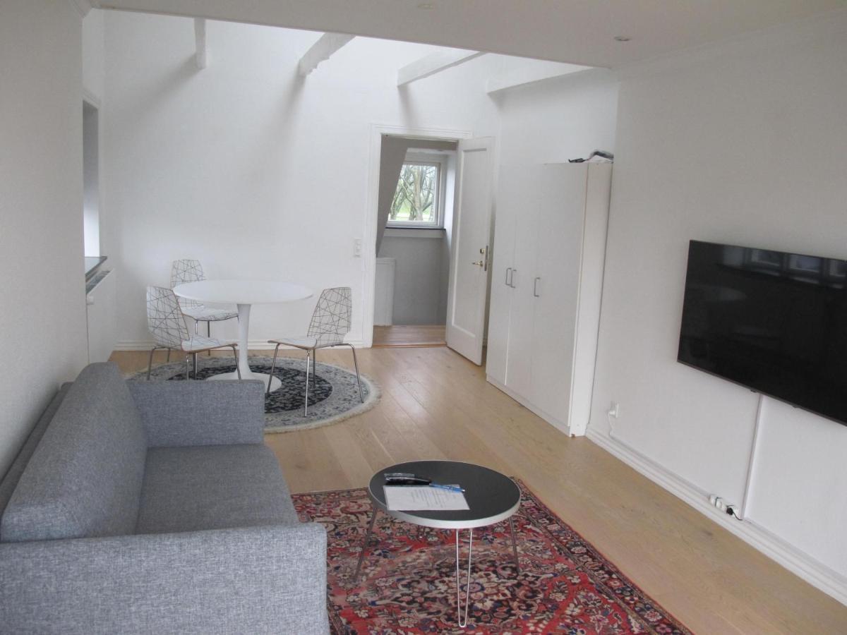 Guesthouse Sharon Apartments オールフス エクステリア 写真