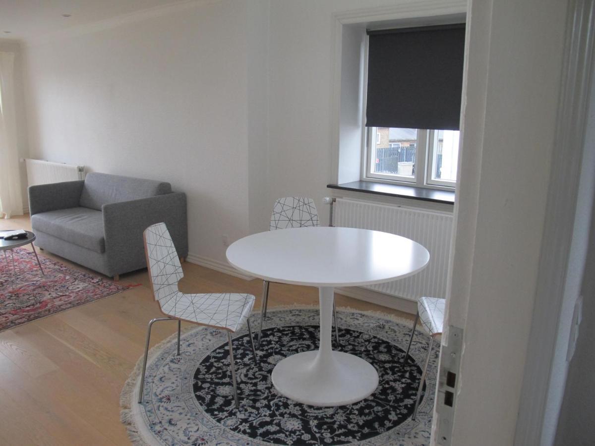 Guesthouse Sharon Apartments オールフス エクステリア 写真