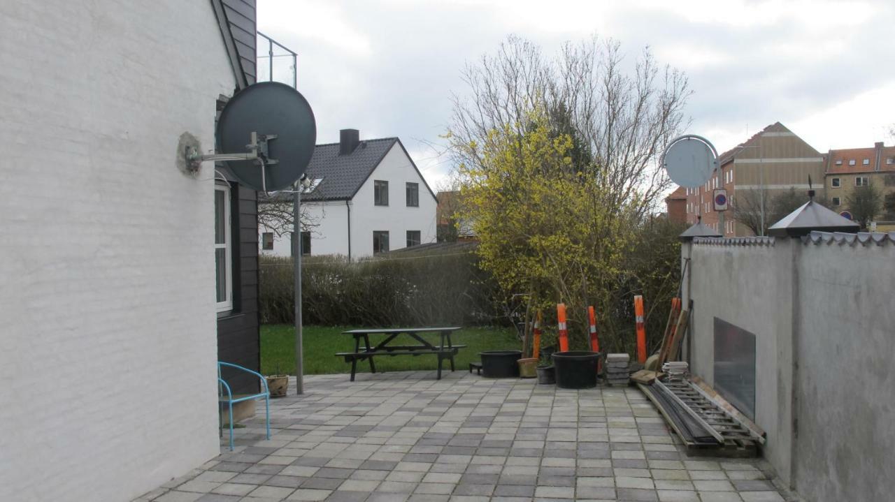 Guesthouse Sharon Apartments オールフス エクステリア 写真